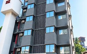 Hotel Lucky Bandra
